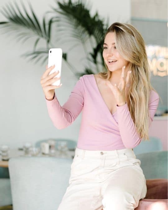 How to Fake Confidence and Appear More Confident Than You Are